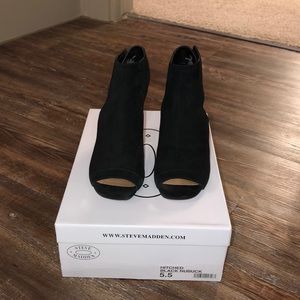 Steve Madden booties